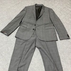 Express Suit- Jacket 42 extra slim & Pants 34x32 extra slim